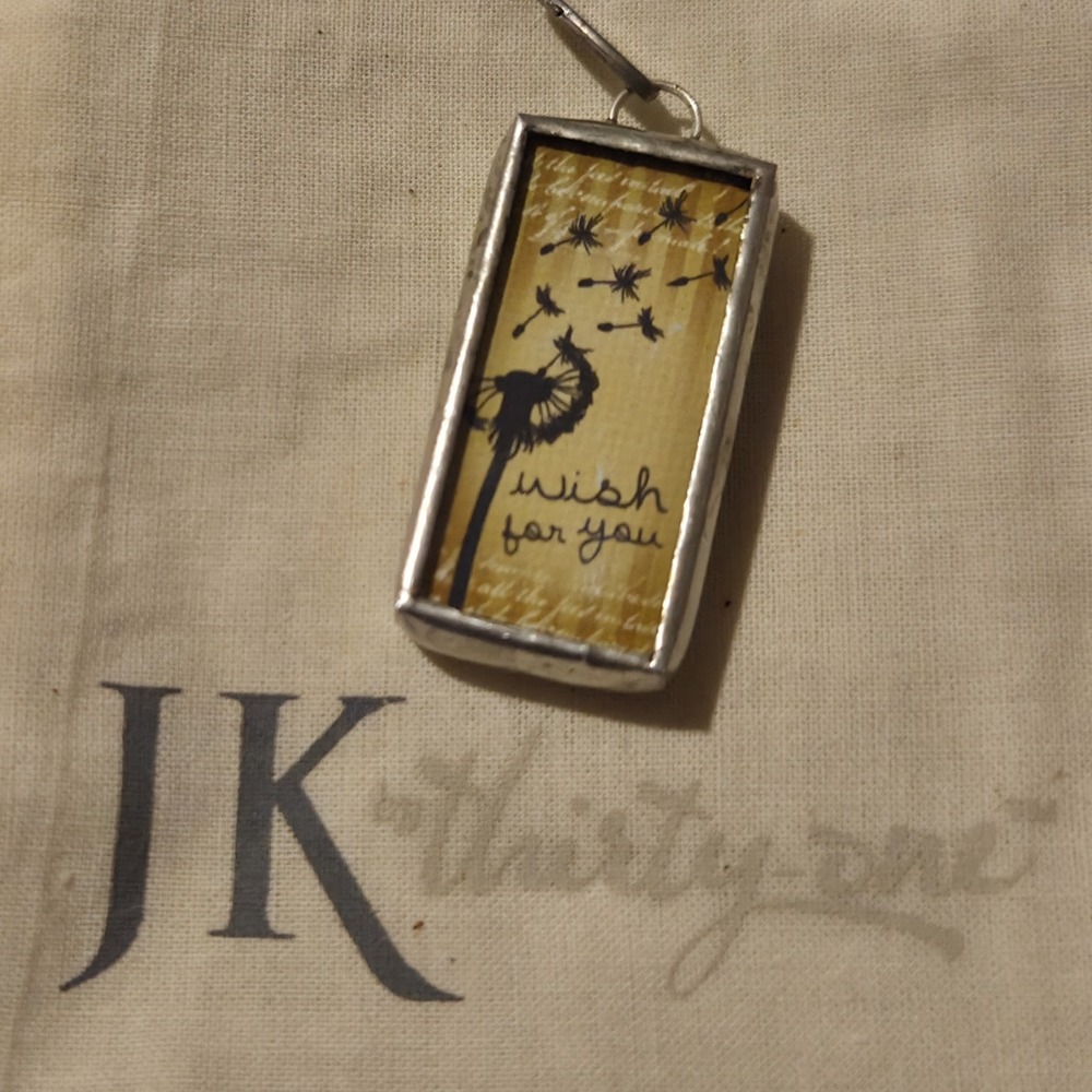 Thirty-One Wish Shadowbox Charm 2 Sides 1.5"×.75" Retired‎ New